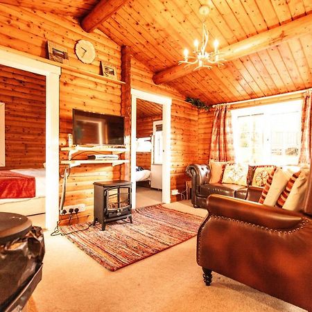 Stunning Log Cabin With Garden In Snowdonia - Hosted By Seren Short Stays Trawsfynydd Exterior foto