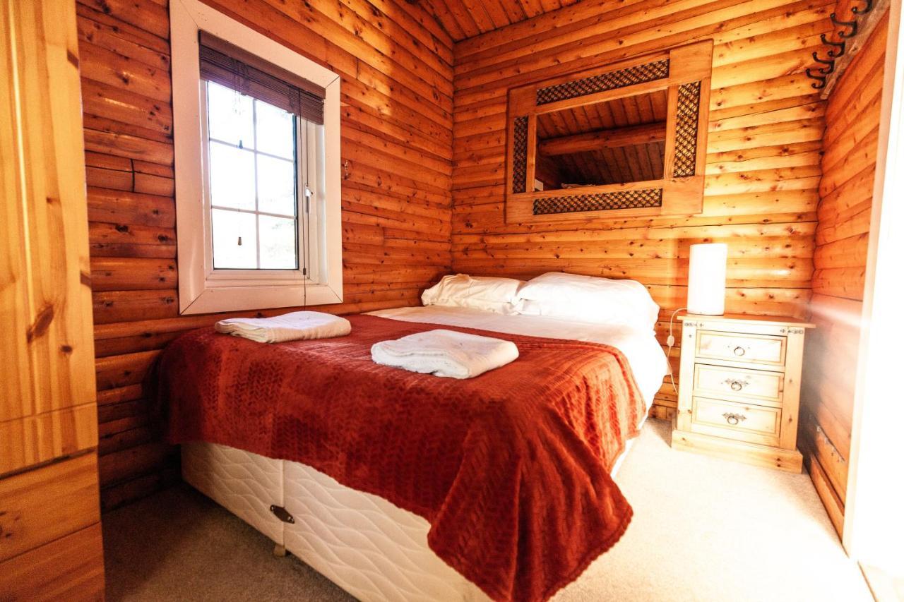 Stunning Log Cabin With Garden In Snowdonia - Hosted By Seren Short Stays Trawsfynydd Exterior foto